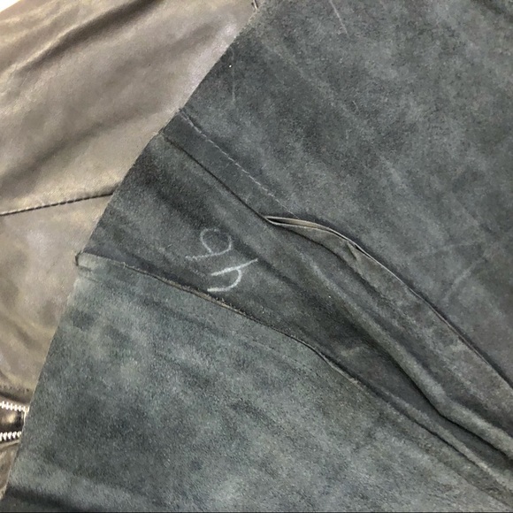 Vintage leather European high-waisted skirt, small - Picture 8 of 11